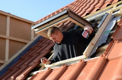 Pose de fenêtres de toit Velux à Lamaids